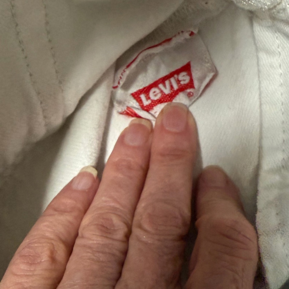 Levi's Men's White Straight Jeans - Picture 8 of 16